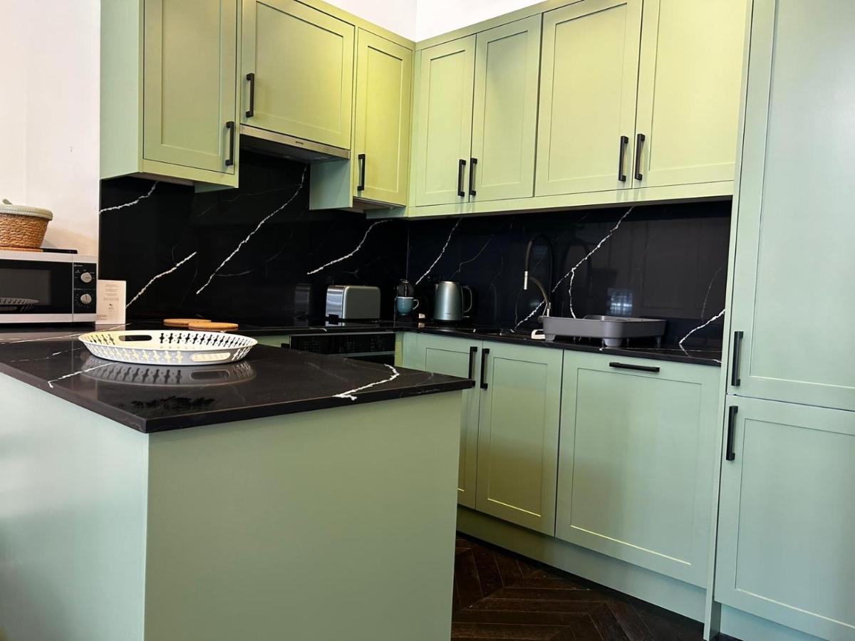 Earl'S Court Luxe Apartment London Eksteriør bilde
